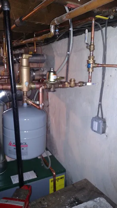 Econo Plumbing & Heating Picture 1