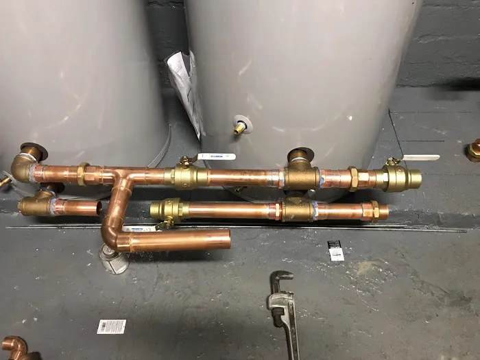 Lopez Plumbing & Heating Mechanical LLC Picture 4