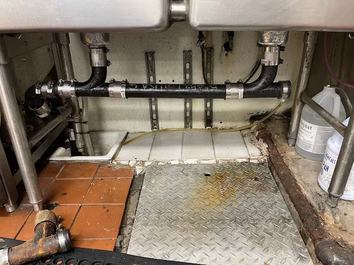 E & E Mechanical Services Inc. Picture 8