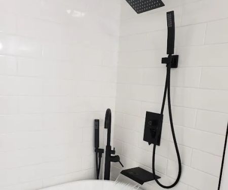 TIULUXPLUMBING LLC