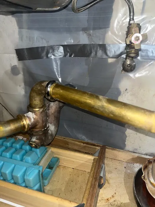 Huitt Plumbing & Heating Picture 8