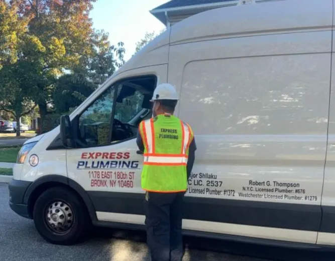 Express Plumbing Sewer & Water Main Contracting Corp. Picture 2