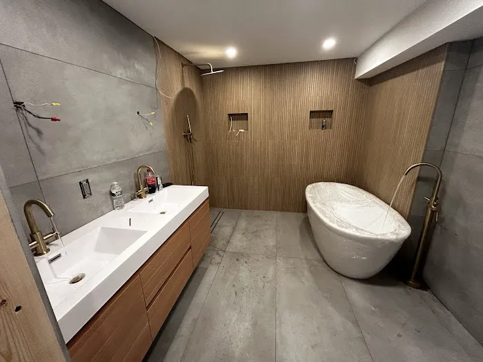 F&S PLUMBING Picture 1