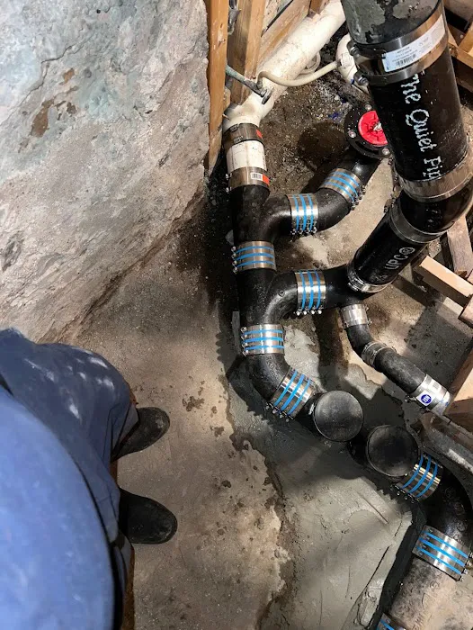 Fenix Pipe Repair & Drain Cleaning Corp. Picture 4