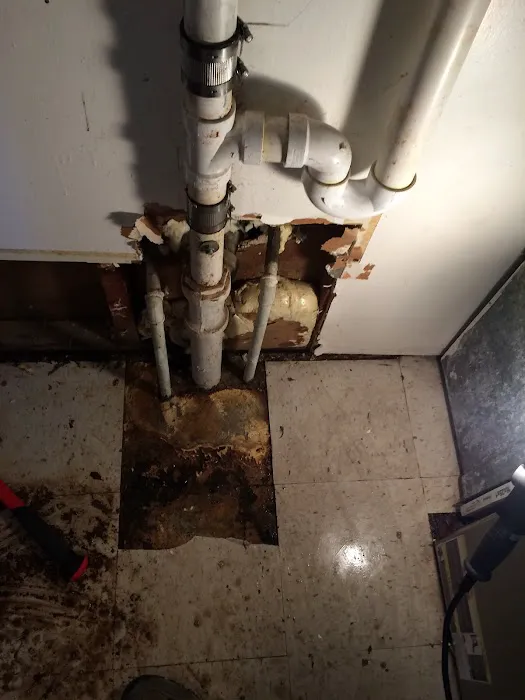 Plumbing heating and drain cleaning service Picture 1