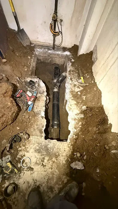 Ciro’s Sewer & Drain service Picture 3