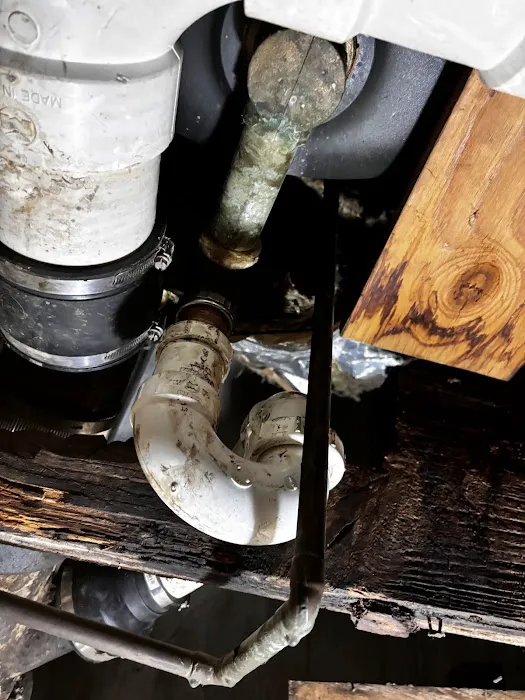 TW Construct Sewer & Drain Picture 1