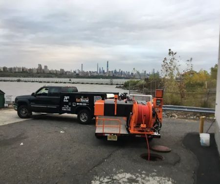 Ray Rooter Trenchless Sewer Line Replacement and Repair