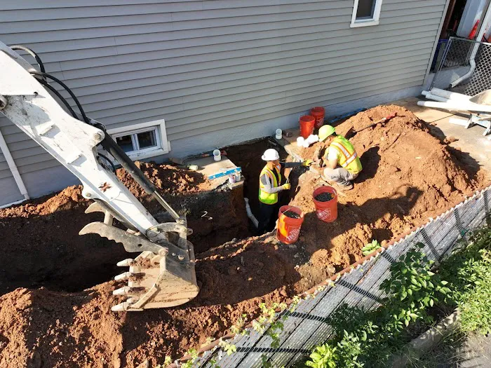 BRUTE Contracting Water Main & Sewer Contractors Picture 1
