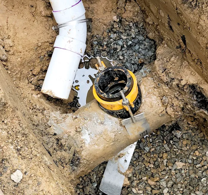 BRUTE Contracting Water Main & Sewer Contractors Picture 6