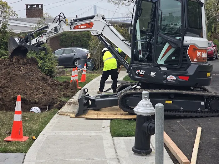 Plumbing Sewer & Water Main Picture 6