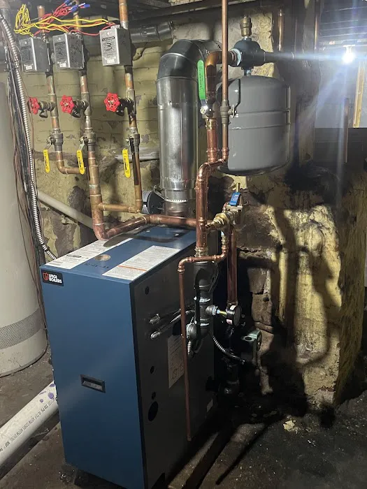 Contemporary Plumbing & Heating Picture 4