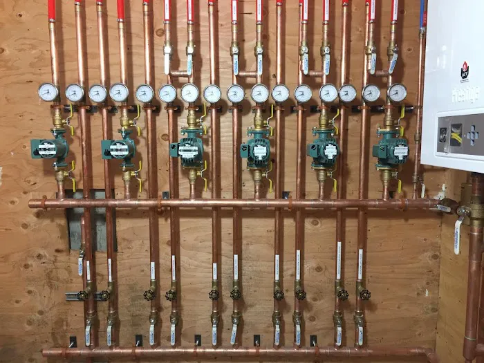 M&D PLUMBING Picture 9