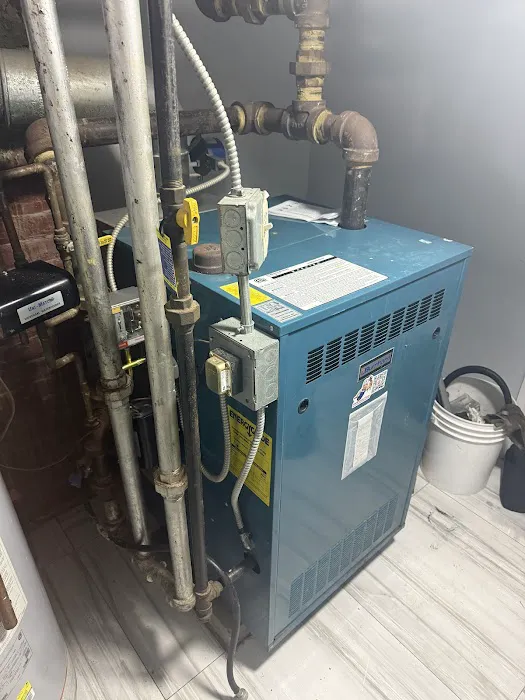 Pipe Doctor Home Services - COOLING • HEATING • PLUMBING Picture 4