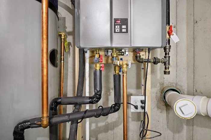Lynbrook Plumbing and Heating Picture 1