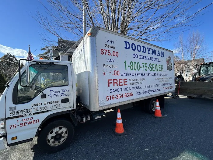 Doodyman to the Rescue Picture 2