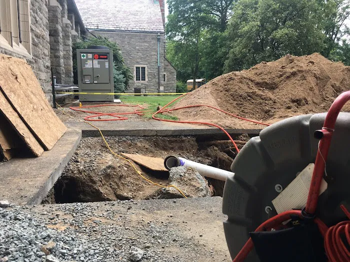 Sewer Surgeons Picture 8