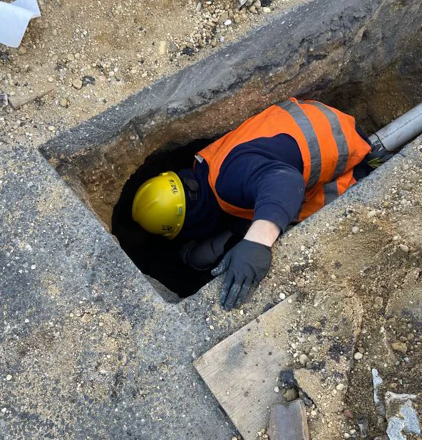Sewer Surgeons Picture 10