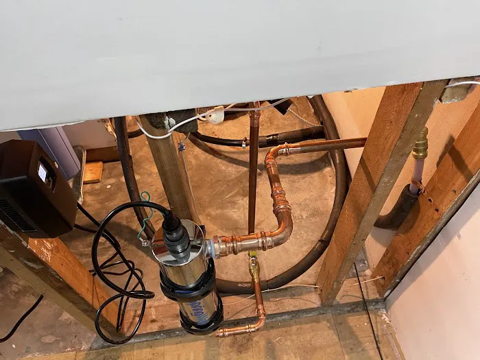 RF Lineage Plumbing & Heating Picture 9