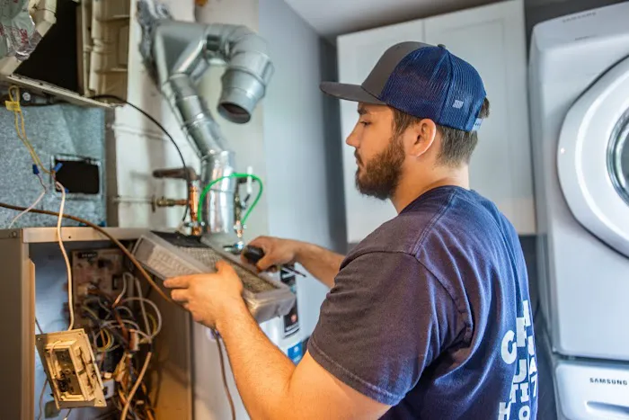 Garon T Plumbing, Heating & AC Picture 1