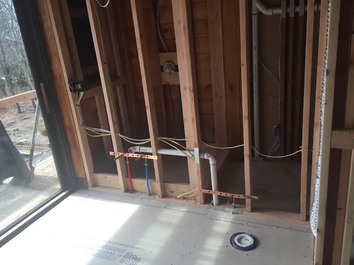 OSLO PLUMBING CORP Picture 4