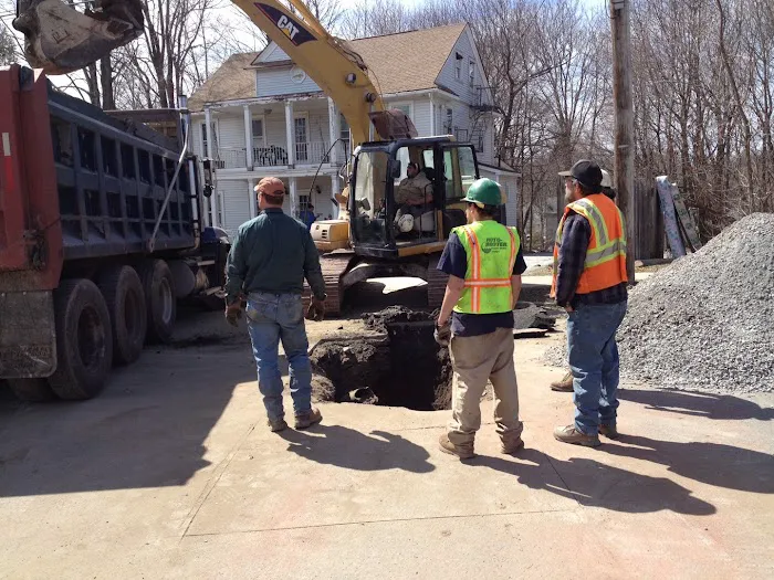 Roto-Rooter plumbers and Septic services Picture 4