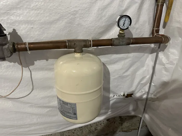 Pelicano Plumbing Picture 4
