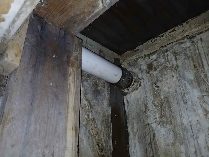 Pelicano Plumbing Picture 5