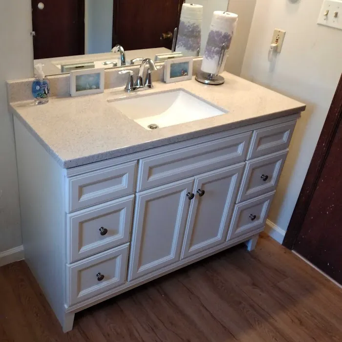 Wolyn Services LLC Picture 2