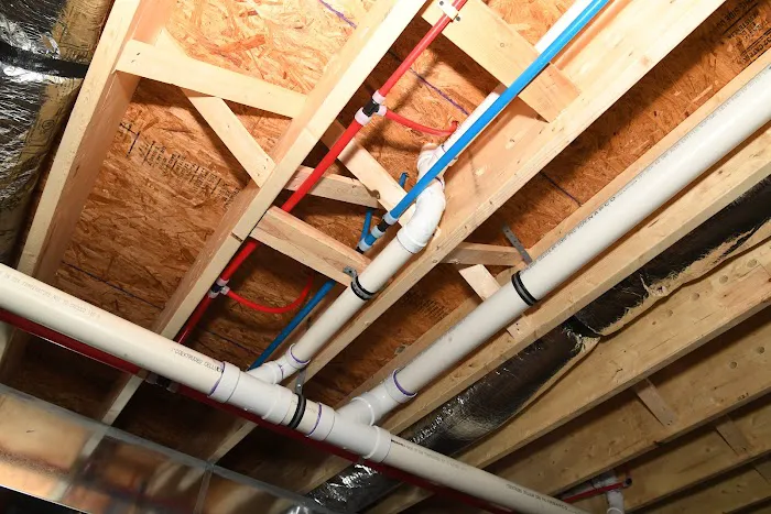 Wolyn Services LLC Picture 6