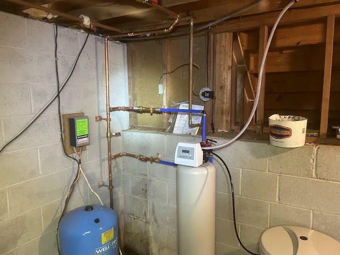 Learjet Plumbing Picture 2