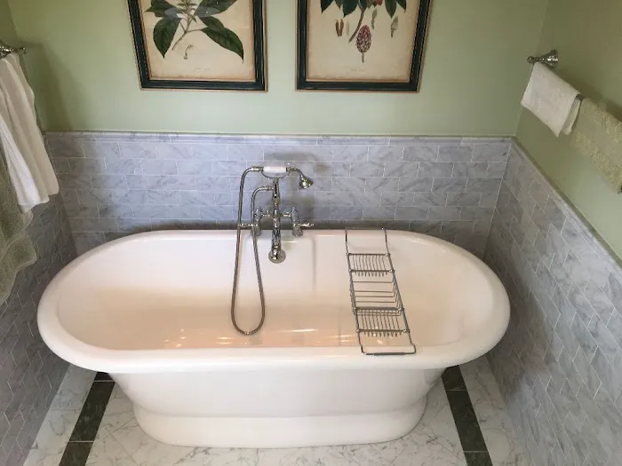 Ideal Plumbing & Heating Inc. Picture 5
