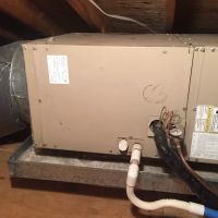 Deluxe Plumbing & Heating ico