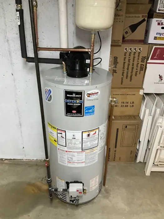 Deluxe Plumbing & Heating Picture 7