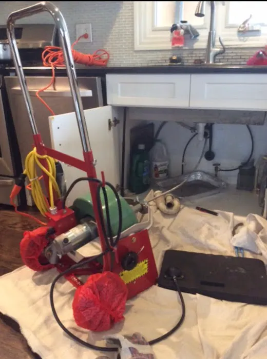 24/7 drain cleaning and plumbing repairs Picture 4