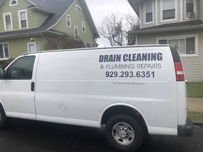 24/7 drain cleaning and plumbing repairs Picture 1