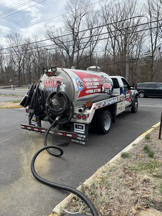 Daniel's plumbing drain cleaning and sewer repair of philadelphia Picture 7