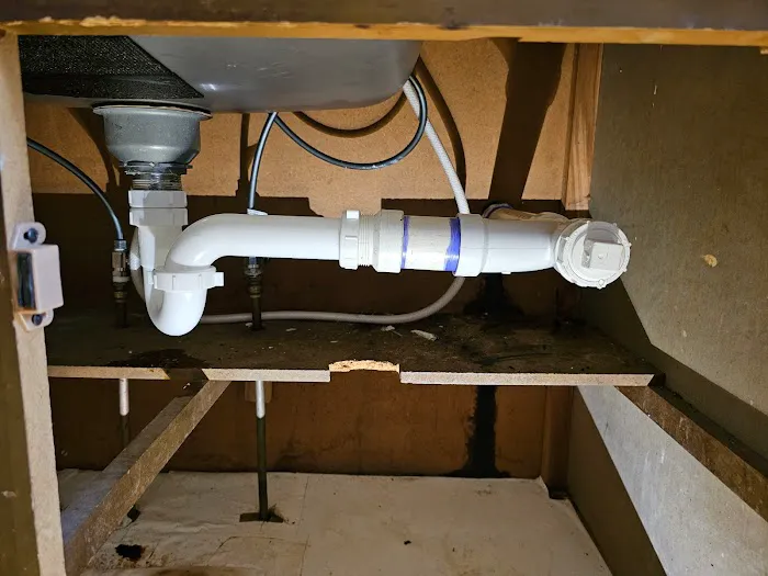 DSR Plumbing and Drain Cleaning Picture 3