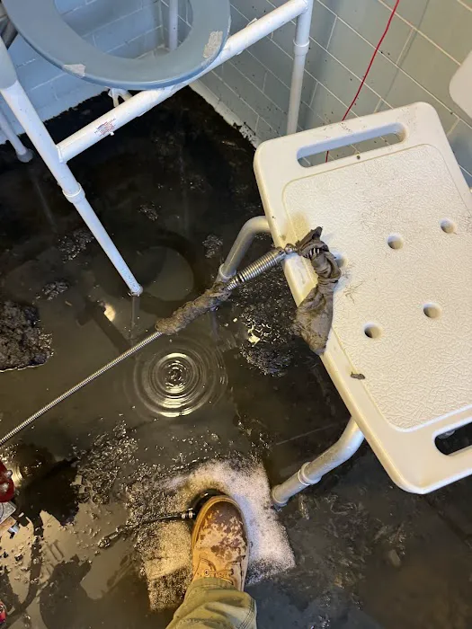 VICTORIA DRAIN CLEANING LLC Picture 4