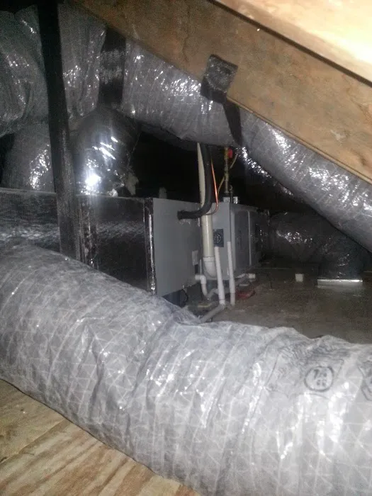 Universal Mechanical Connections Inc Plumbing Heating Air Conditioning and Electrical Contractor Picture 2