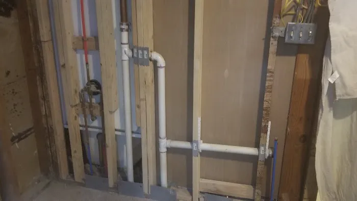Lou's Plumbing Services LLC Picture 1