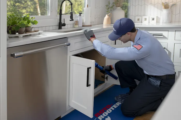 Roto-Rooter Plumbing, Drain, & Water Cleanup Service Picture 10