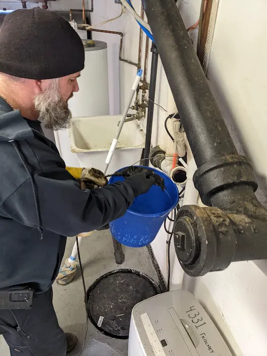 Wizzard Drain Cleaning Picture 1