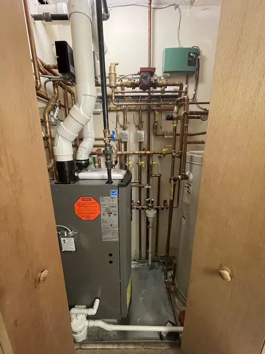 Master Plumbing and Heating Picture 1