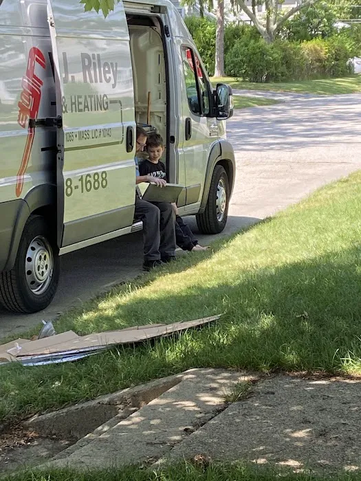 William J. Riley Plumbing & Heating Co Inc Picture 9