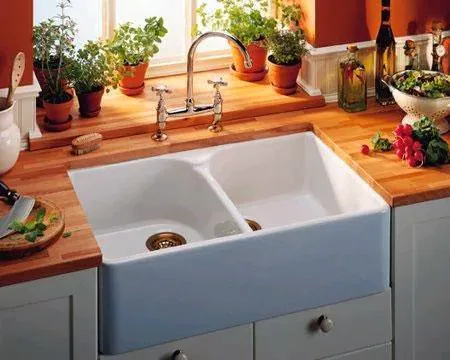 Dellarocco Plumbing & Heating, Inc. Picture 6