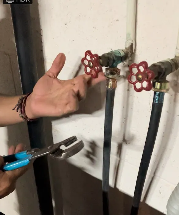Catons Plumbing, Drains & Water Cleanup Picture 6