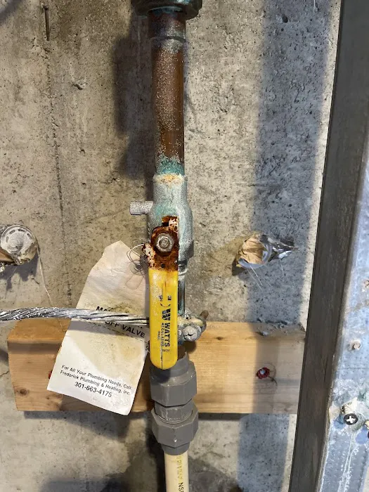 Lyons Plumbing Picture 3