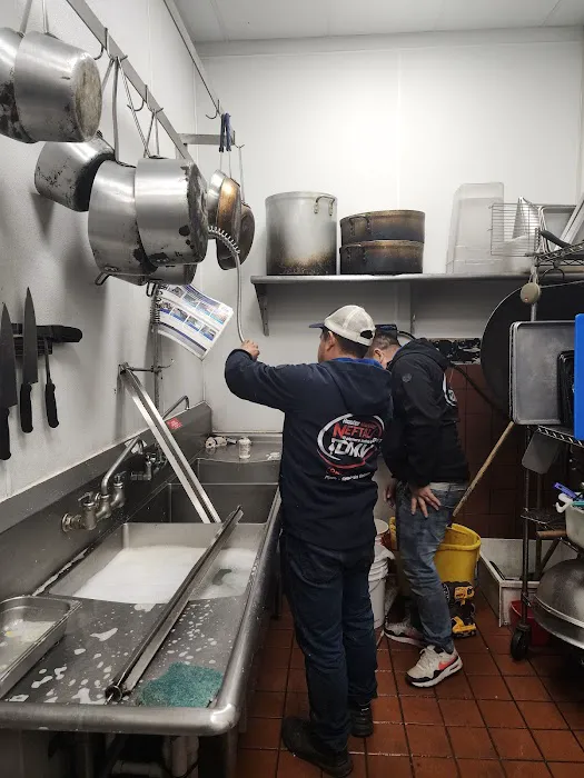 ROOTER MASTER SERVICES Picture 1