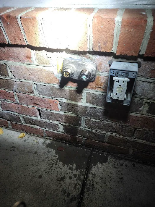 ROOTER MASTER SERVICES Picture 10
